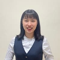betty / Betty - 在國泰世華,從新手到專業的蛻變之旅 | 國泰世華銀行人才招募"
